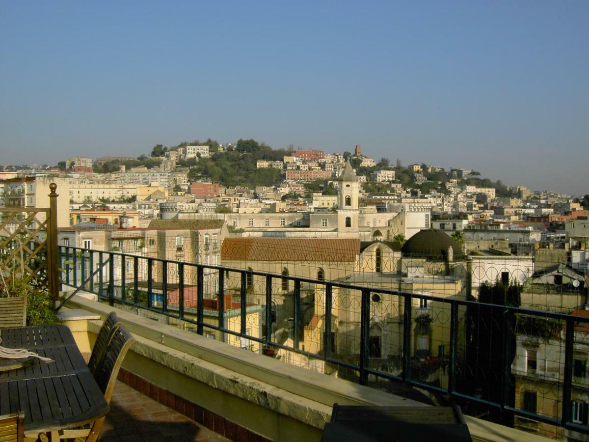A Wonderful Penthouse In Naples Apartment Exterior foto
